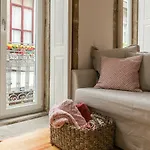 Apartment Indulge Flats *