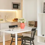 Indulge Flats Apartment *