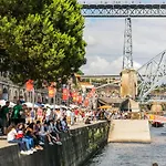 Indulge Flats Porto