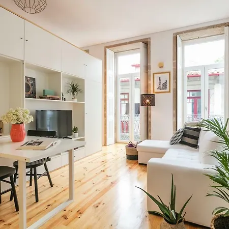 Indulge Flats Apartment *