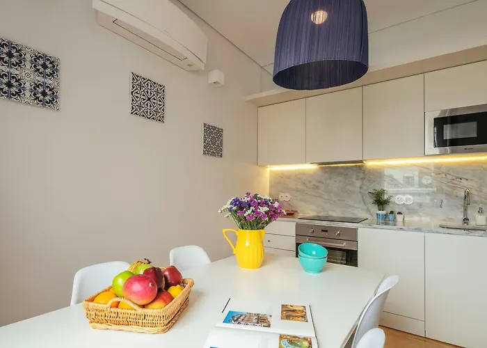 Indulge Flats Apartman *